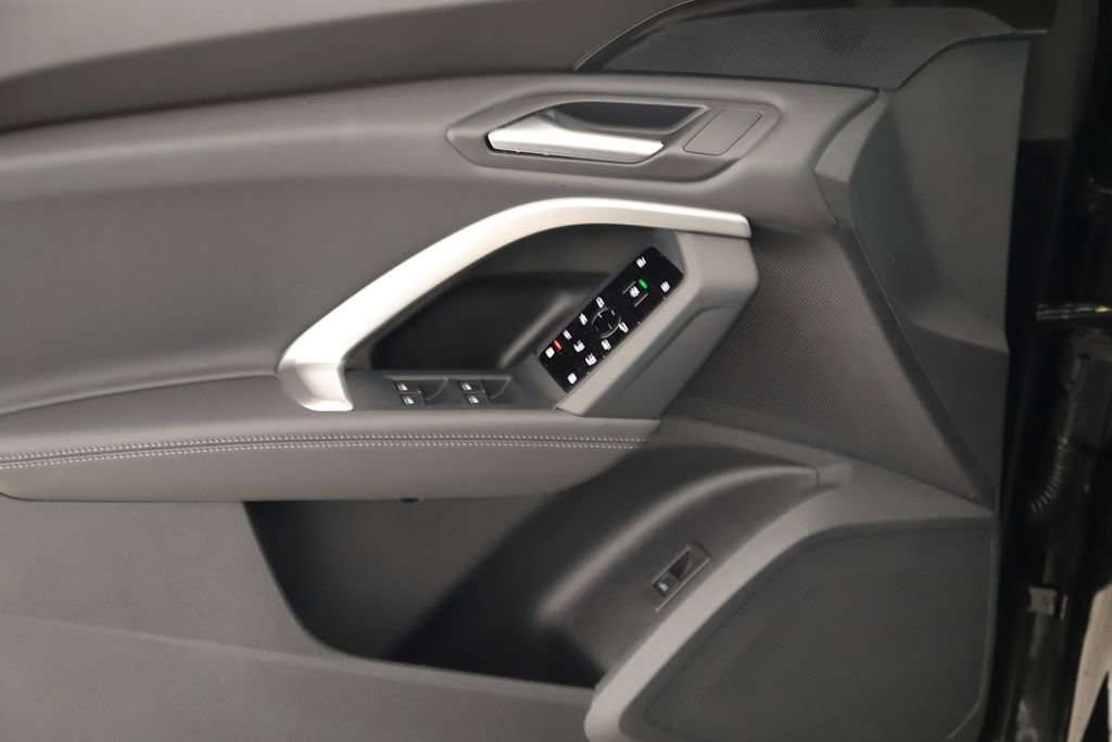 New 2025 Audi Q5 Premium image 22