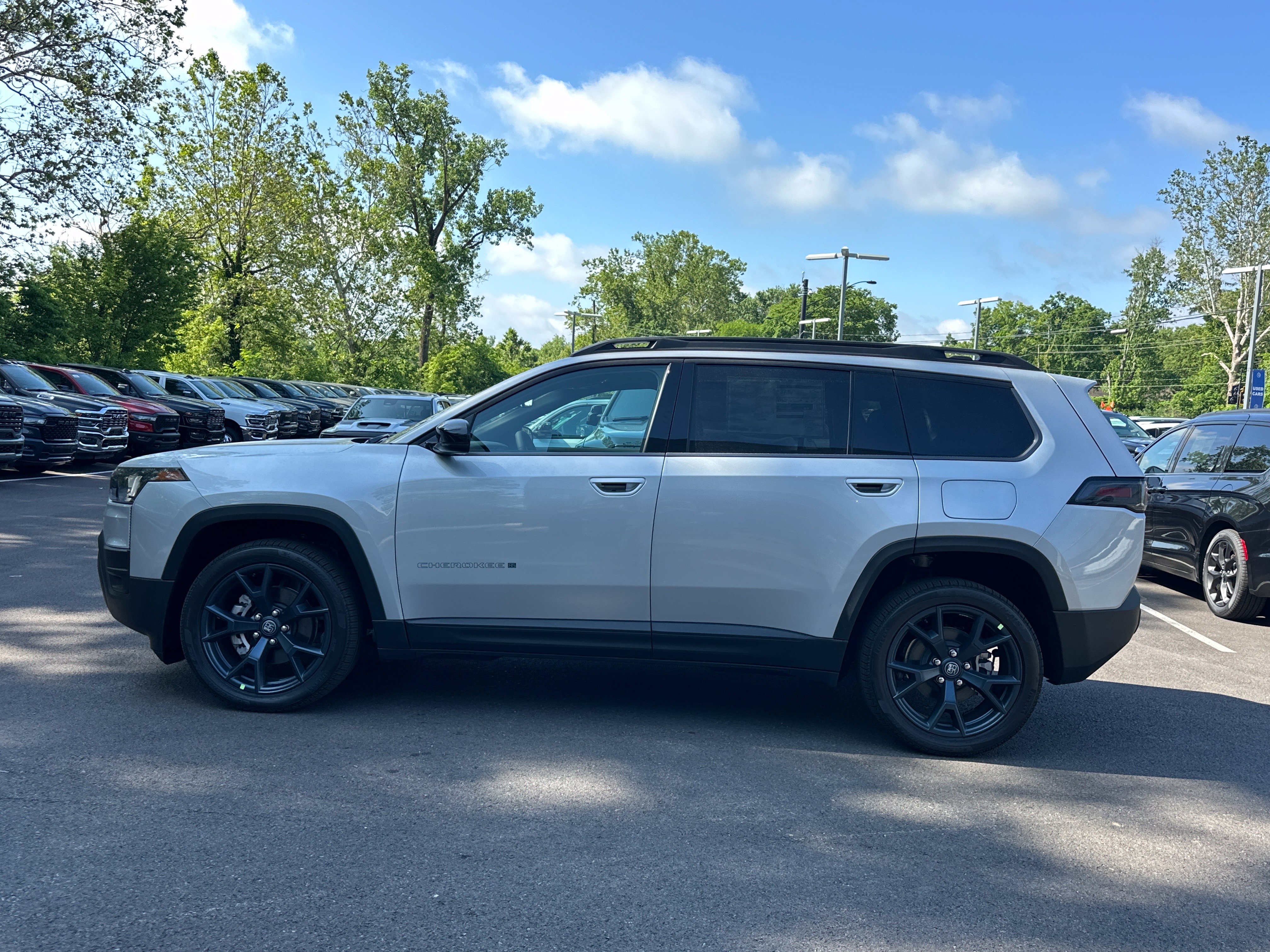 New 2026 Jeep Cherokee Limited AWD/4WD image 25