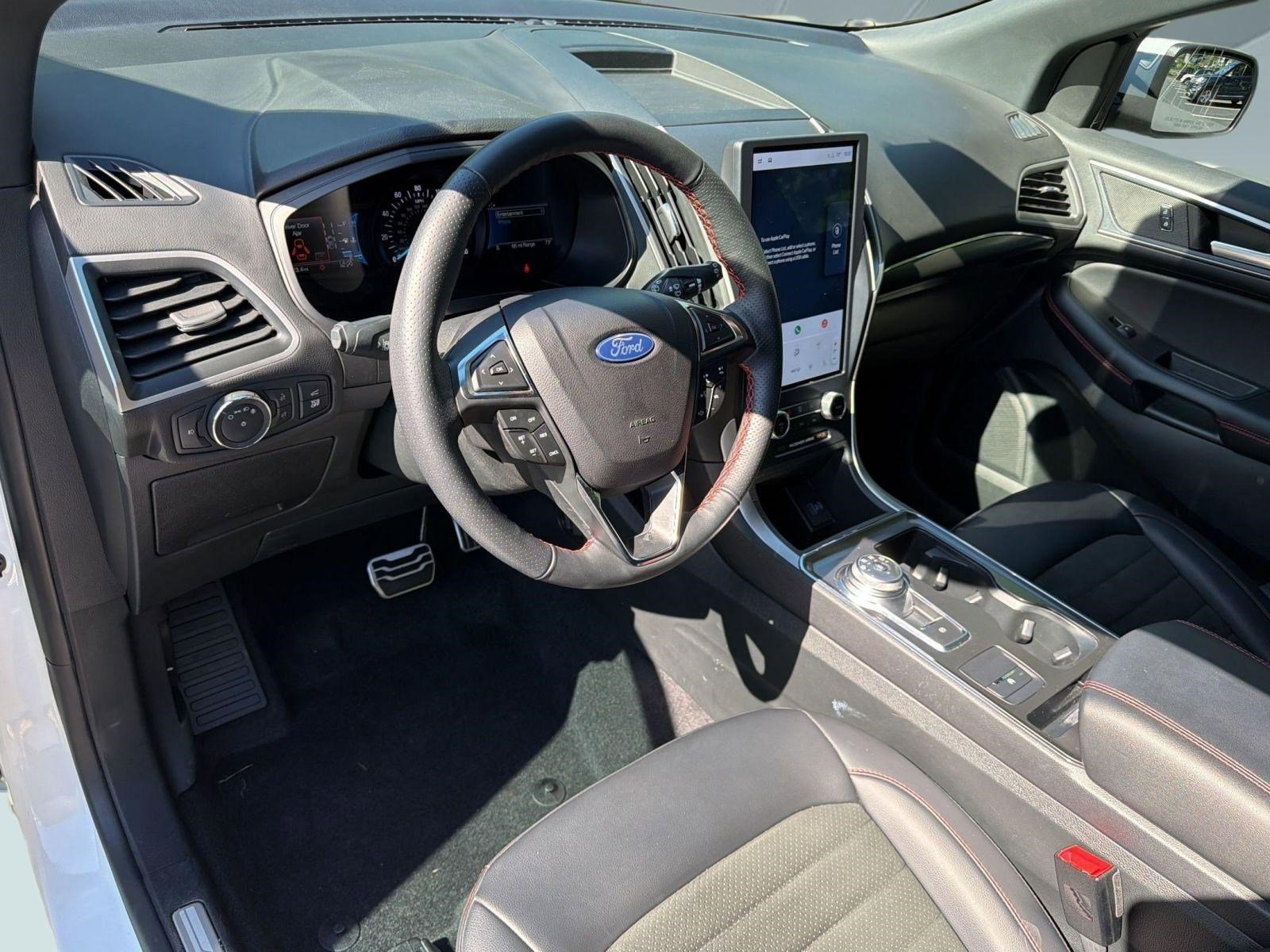 Used 2022 Ford Edge ST-Line AWD/4WD image 4