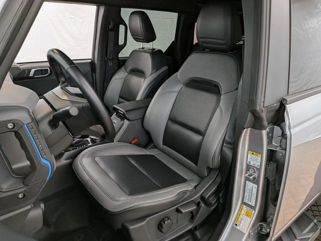 Certified 2024 Ford Bronco Black Diamond w/ Sasquatch Package image 12