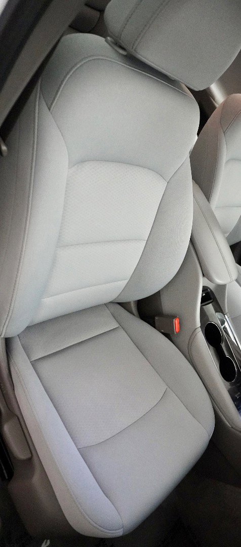 Used 2018 Chevrolet Malibu LT image 9