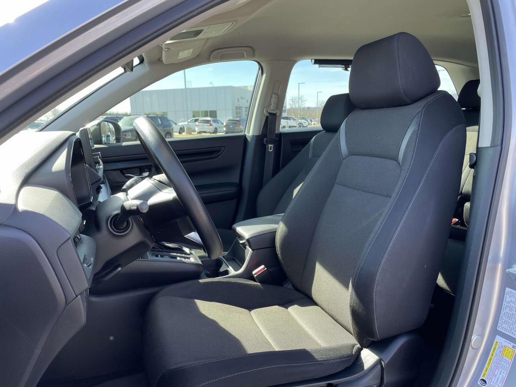 Used 2023 Honda CR-V LX image 7