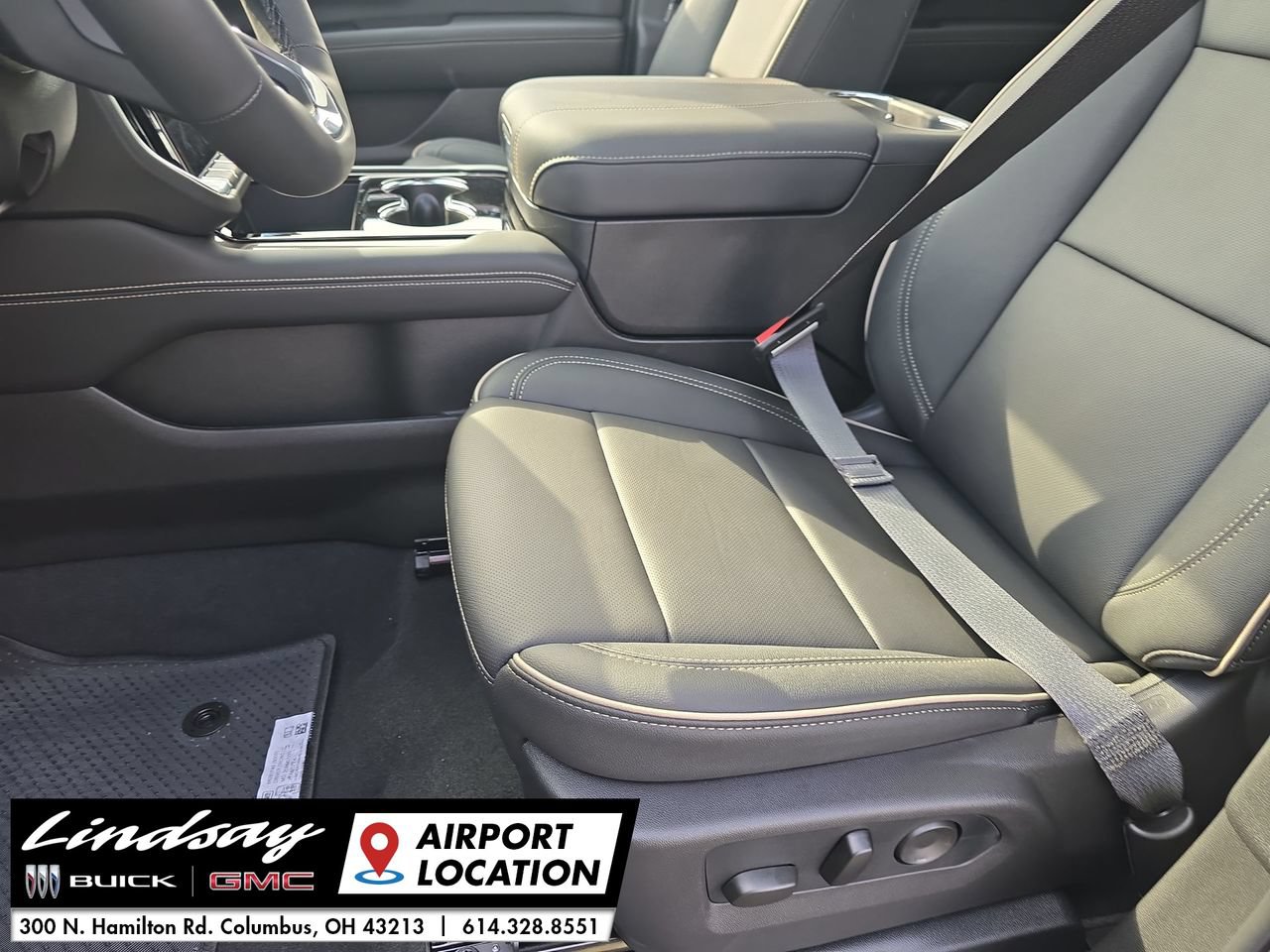 New 2026 GMC Yukon XL Elevation w/ Technology Package AWD/4WD image 21