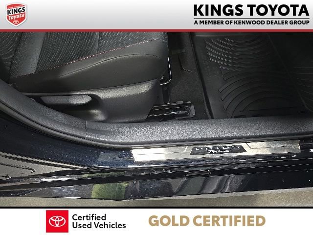Used 2024 Toyota Prius Prime Premium w/ Advanced Technology Package FWD image 7