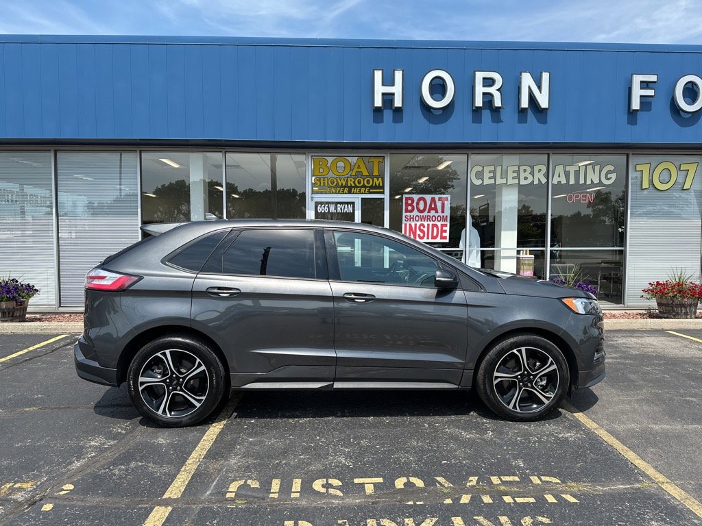 Used 2020 Ford Edge ST w/ Cold Weather Package image 6