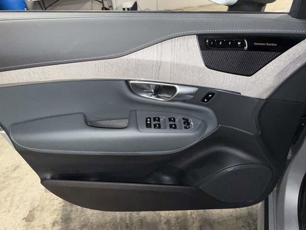 Used 2024 Volvo XC90 T8 Ultimate w/ Protection Package Premier image 20