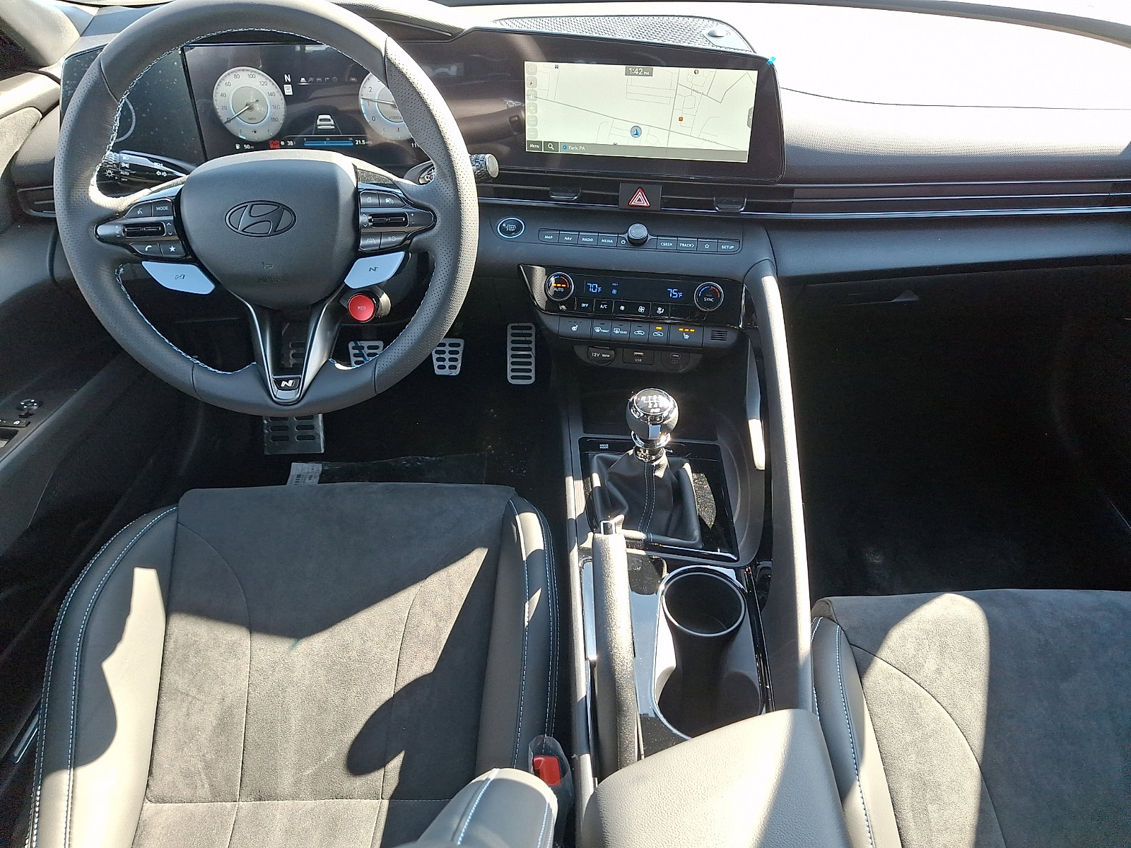 New 2026 Hyundai Elantra N FWD image 10