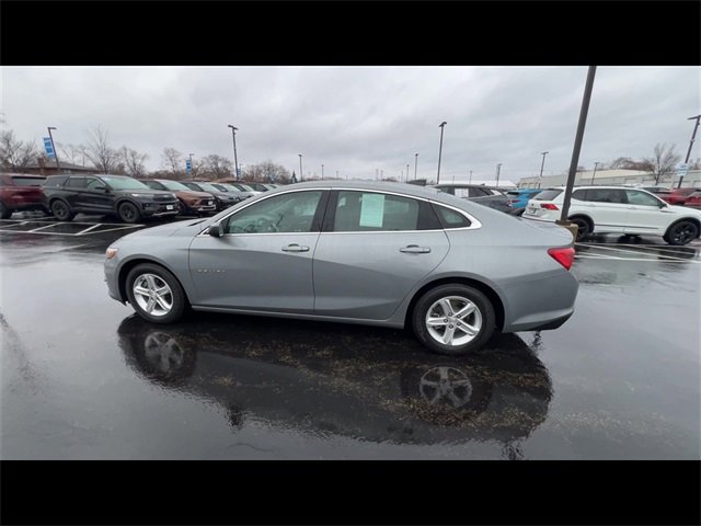 Used 2023 Chevrolet Malibu LS image 5