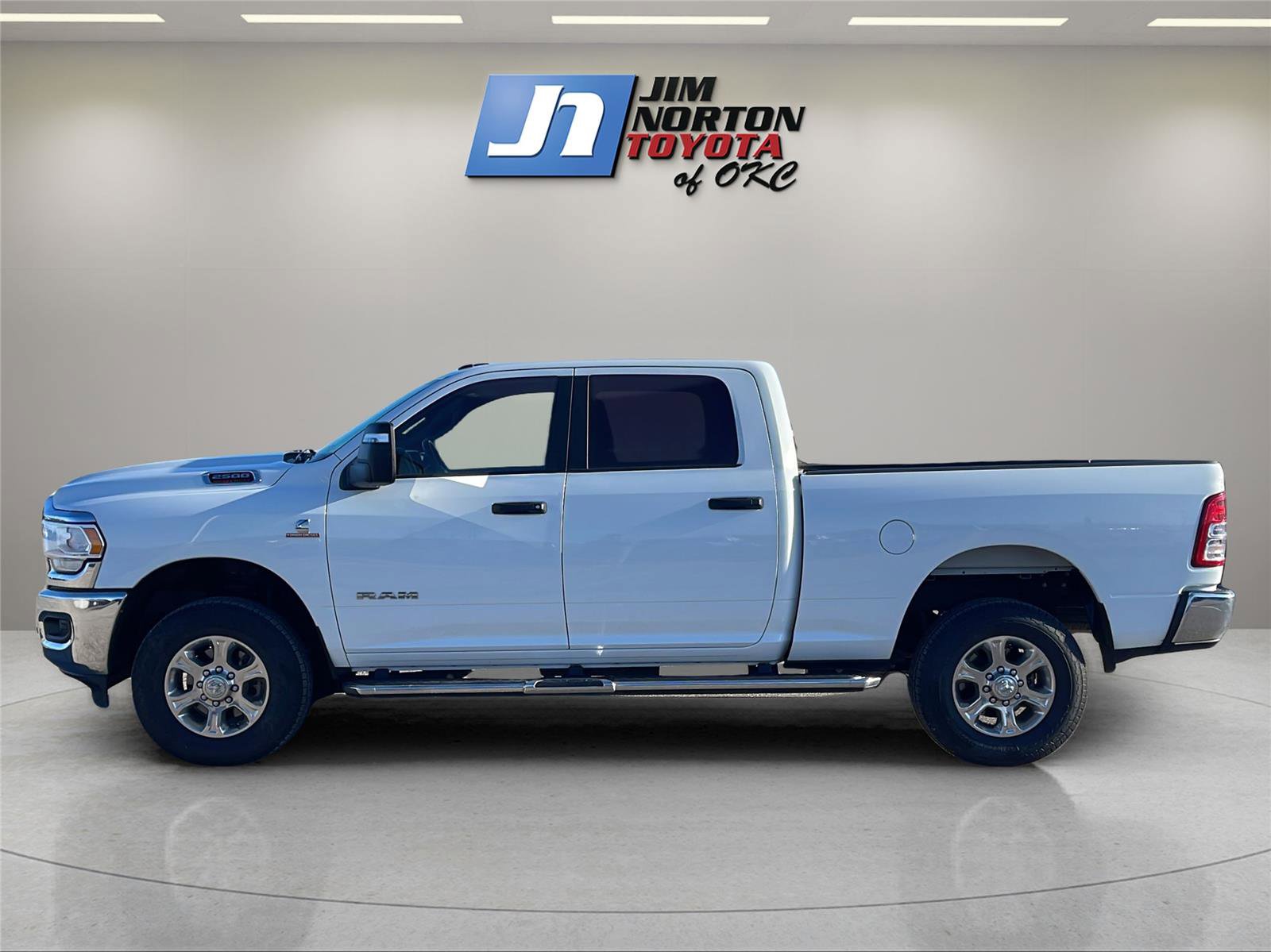 Used 2024 RAM 2500 Big Horn image 8