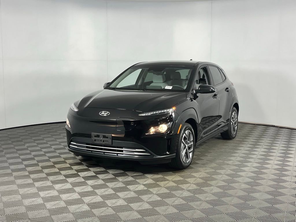 Used 2023 Hyundai Kona SE image 10
