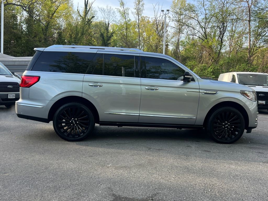Used 2021 Lincoln Navigator Reserve w/ Luxury Package image 8
