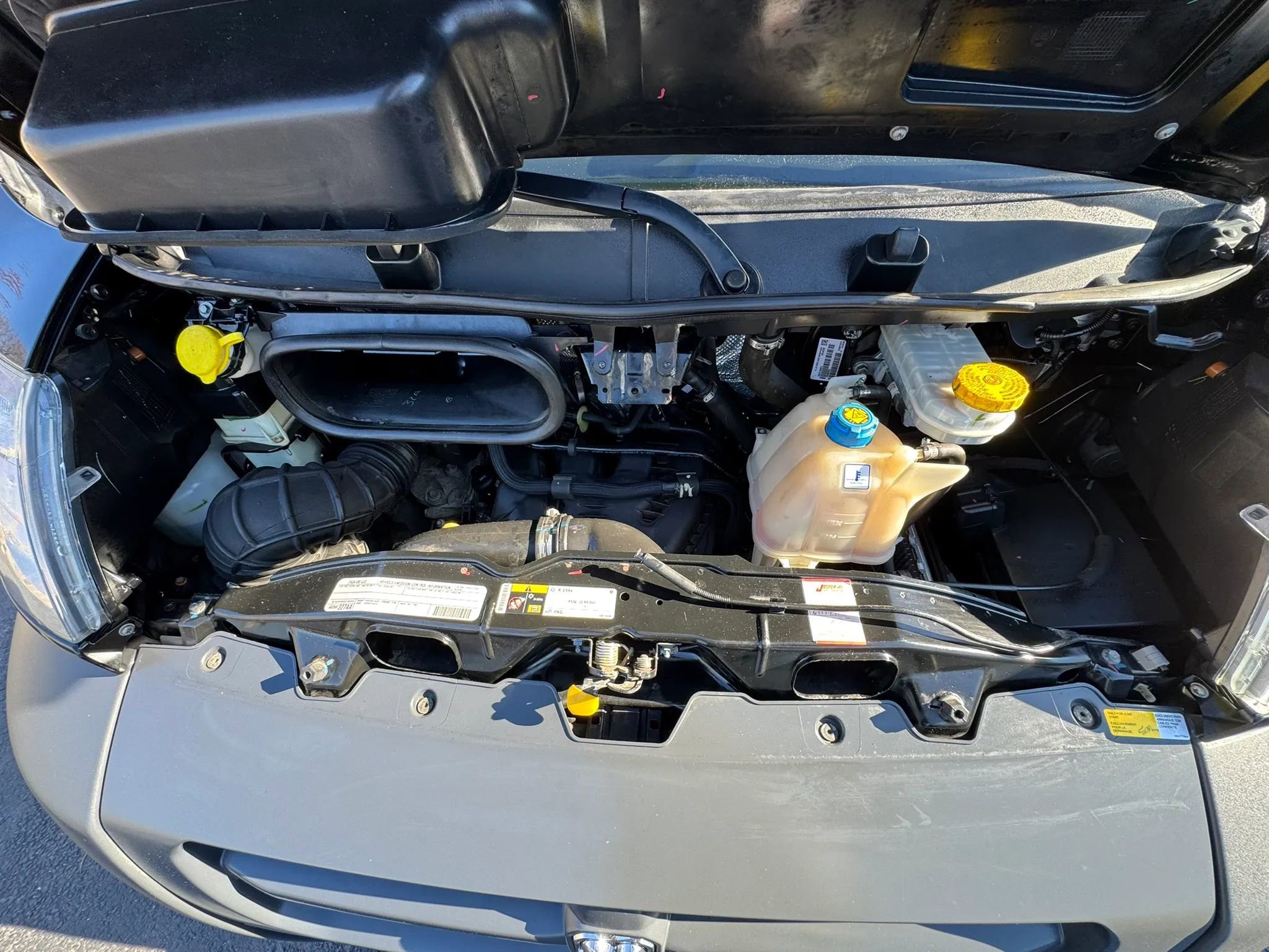 Used 2018 RAM ProMaster 2500 w/ Interior Convenience Group image 17