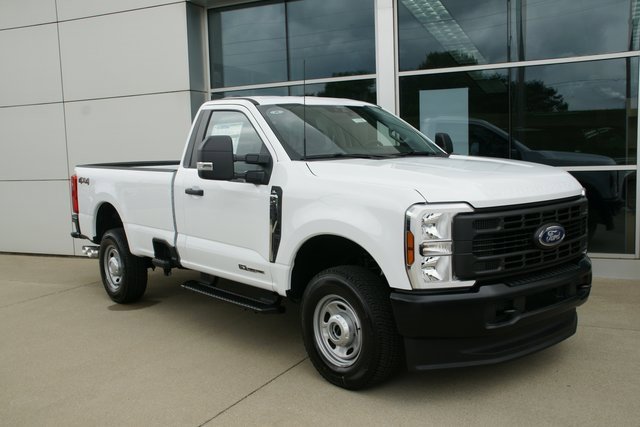 New 2026 Ford F250 XL image 2