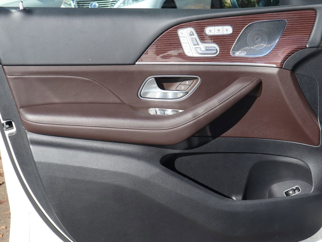 Certified 2022 Mercedes-Benz GLS 450 4MATIC image 17