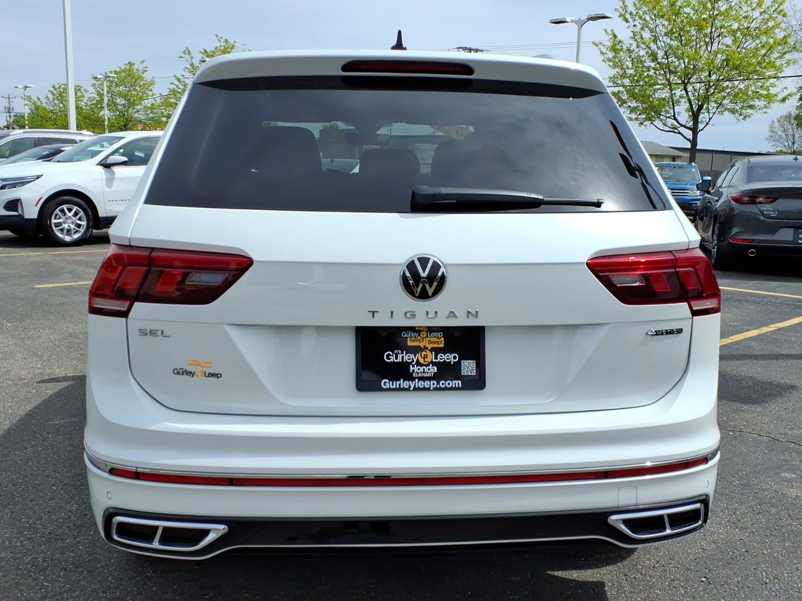 Used 2024 Volkswagen Tiguan SEL R-Line AWD/4WD image 11
