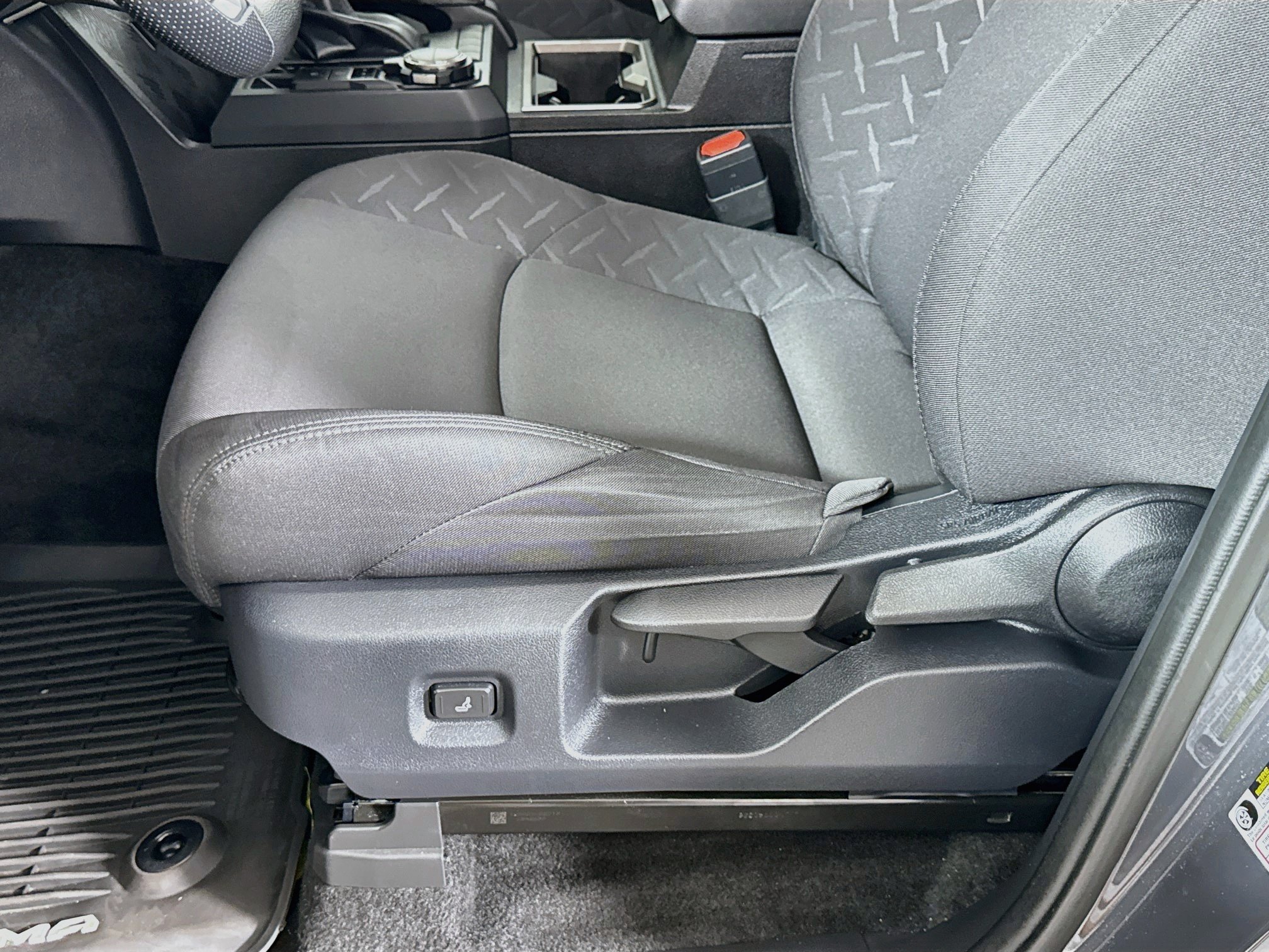 Certified 2026 Toyota Tacoma SR5 AWD/4WD image 20