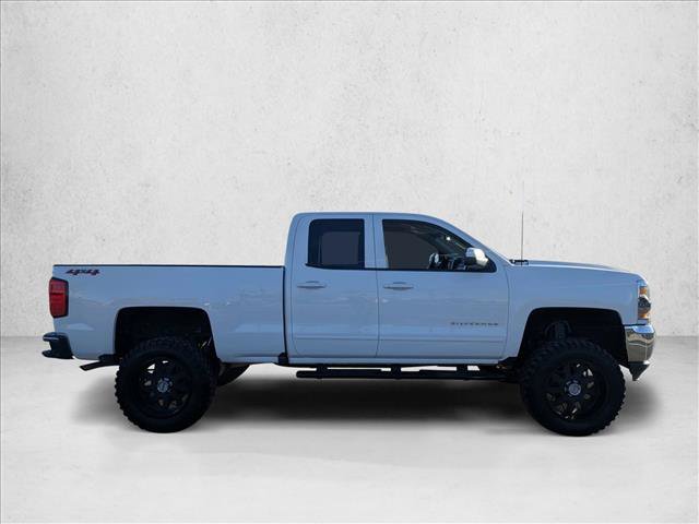 Used 2019 Chevrolet Silverado 1500 LT AWD/4WD image 4