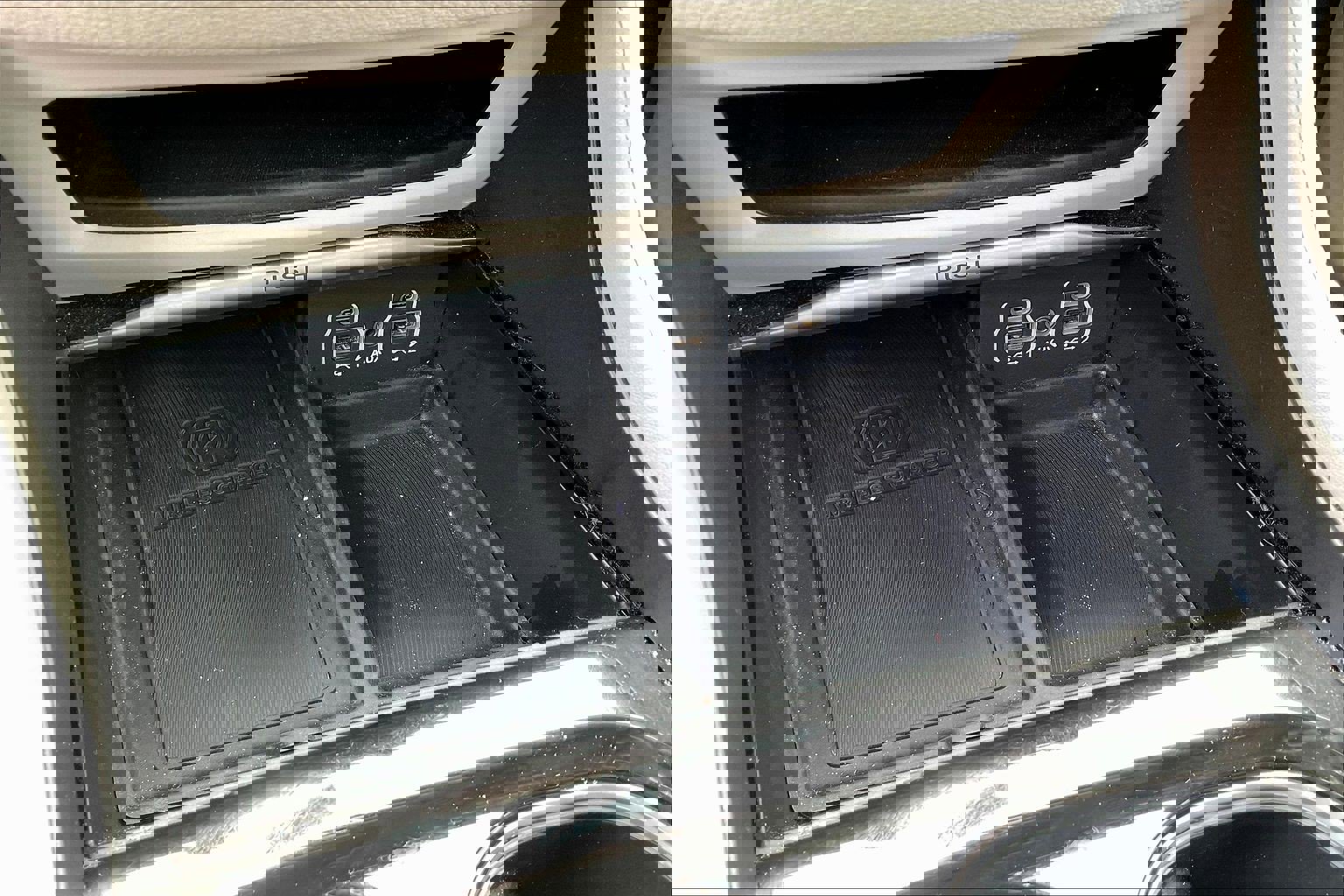 Used 2023 Chrysler Pacifica Limited image 16