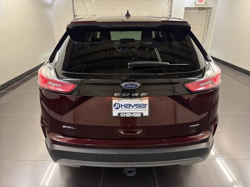 Certified 2024 Ford Edge SEL w/ Convenience Package AWD/4WD image 5