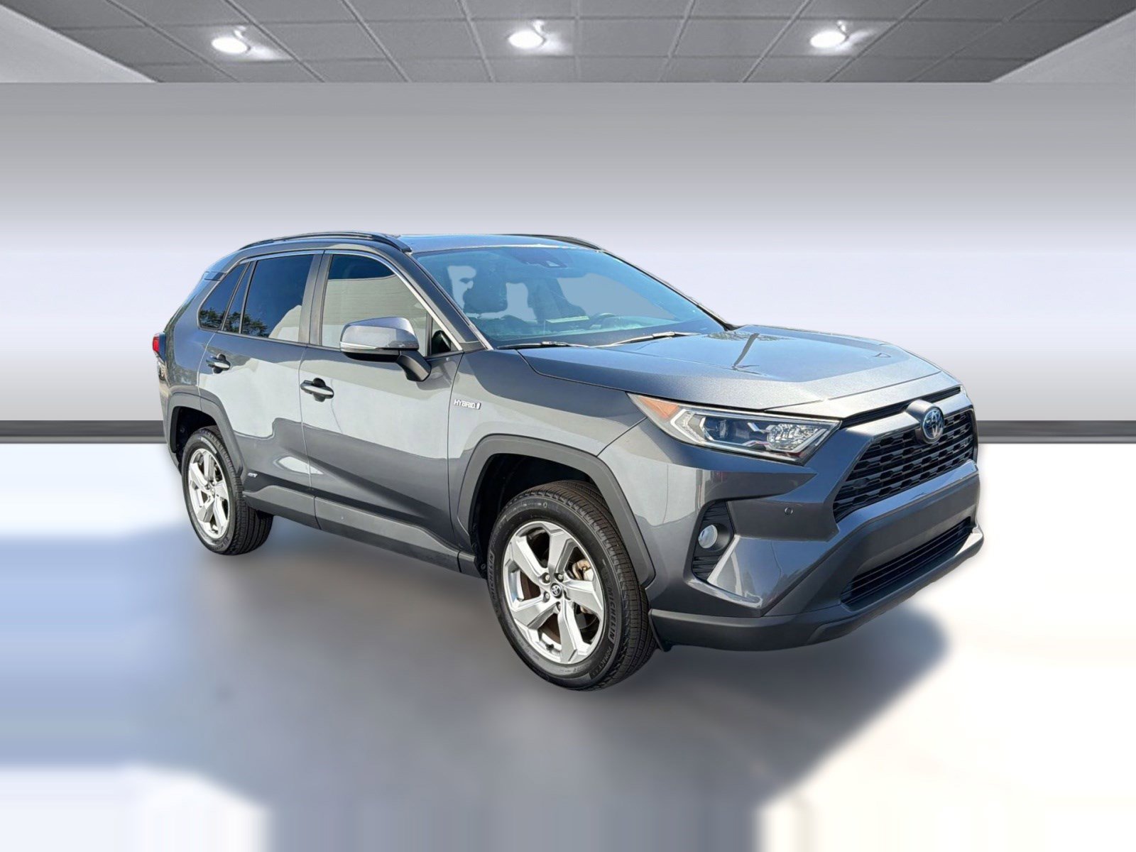 Used 2021 Toyota RAV4 XLE Premium AWD/4WD image 7