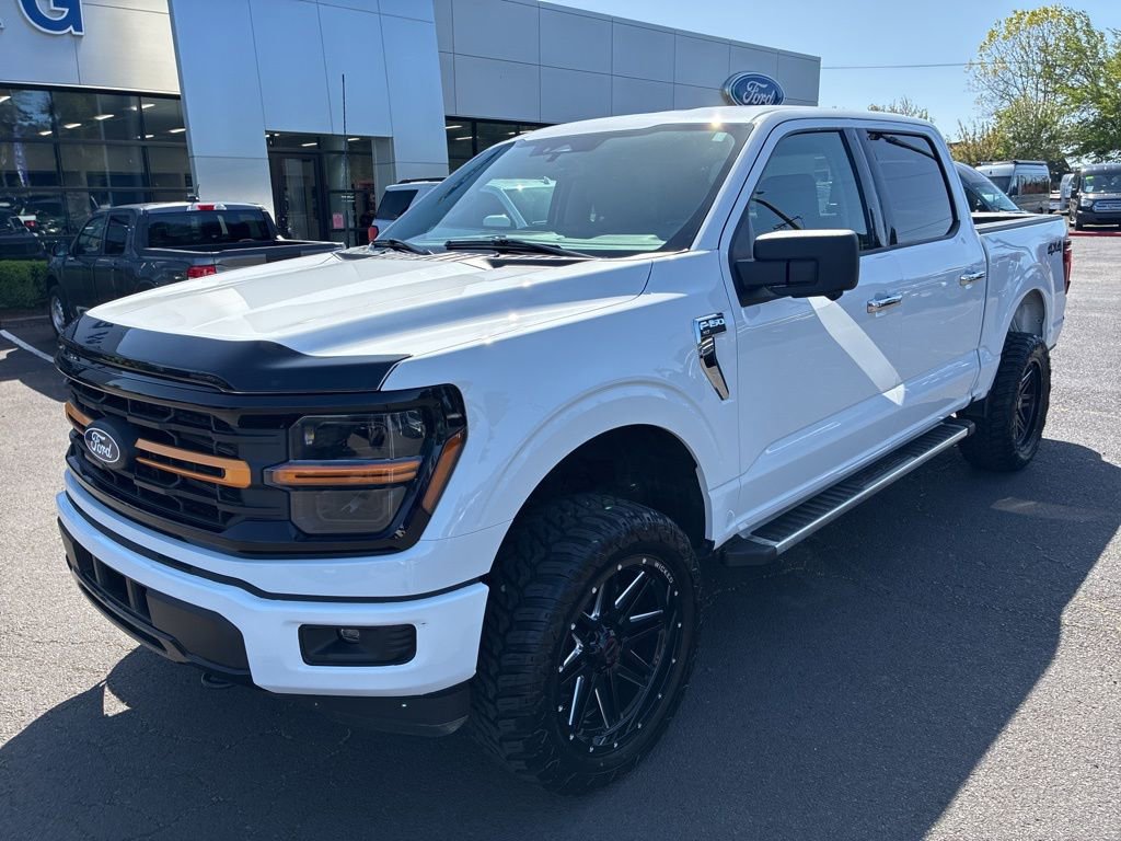 Used 2024 Ford F150 XLT AWD/4WD image 3