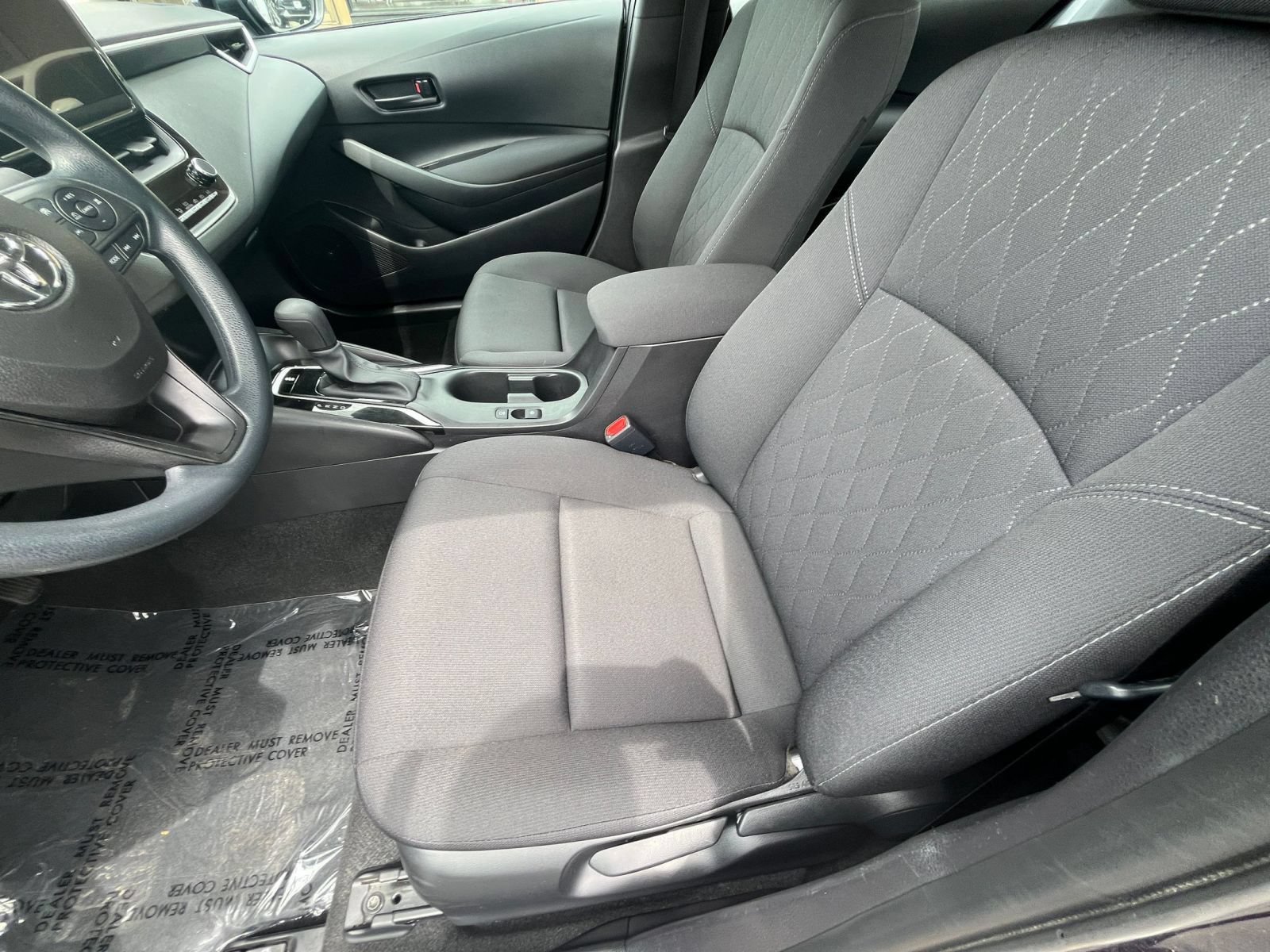 Used 2025 Toyota Corolla LE FWD image 27