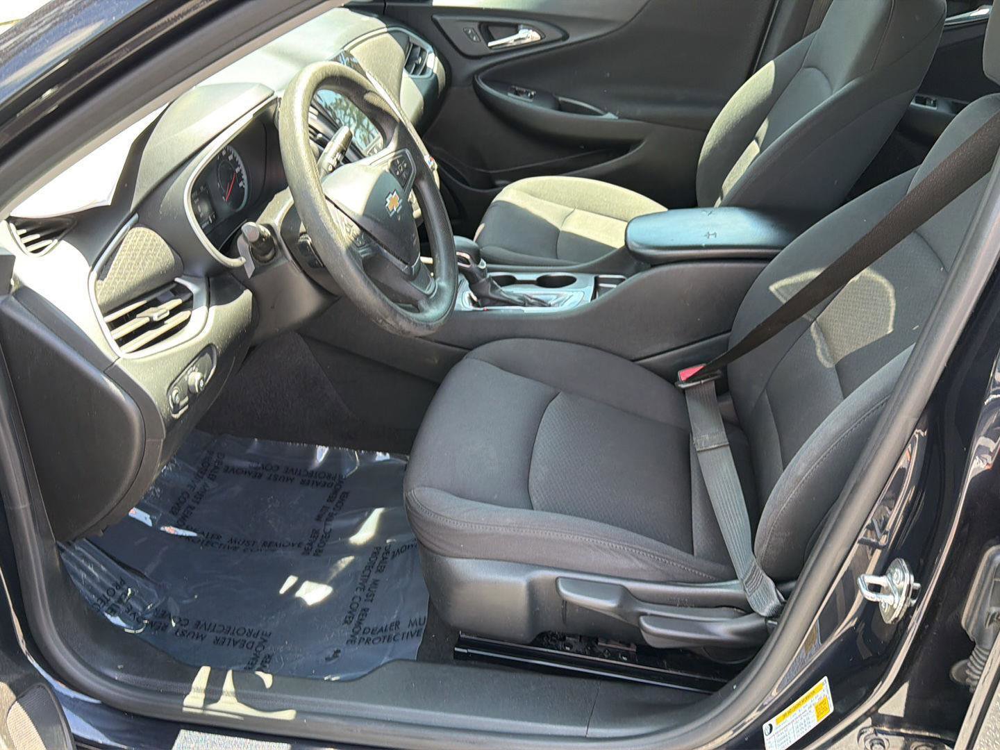 Used 2022 Chevrolet Malibu LS FWD image 10