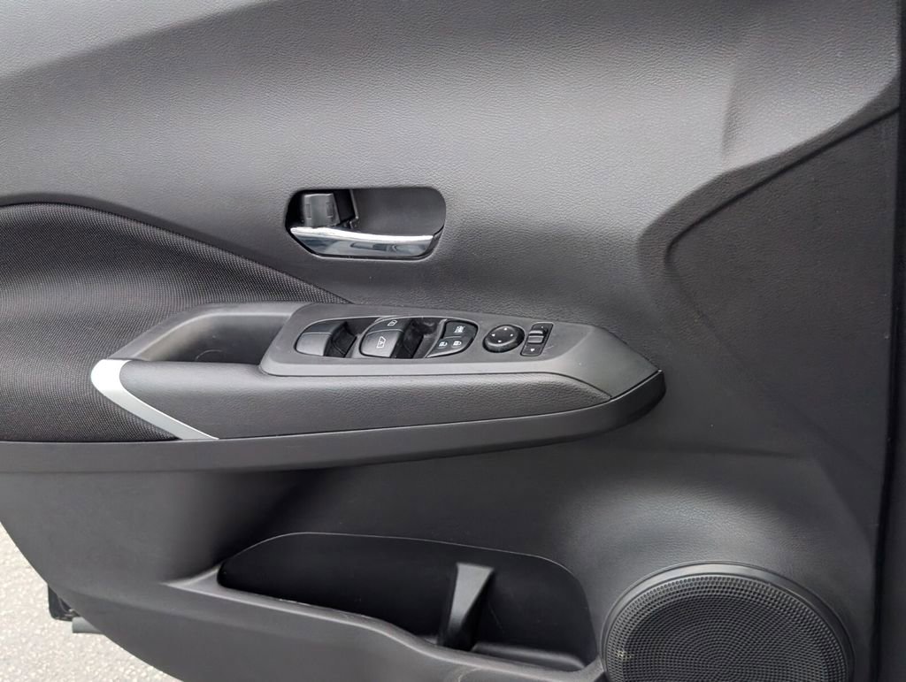 Certified 2023 Nissan Kicks SV image 25