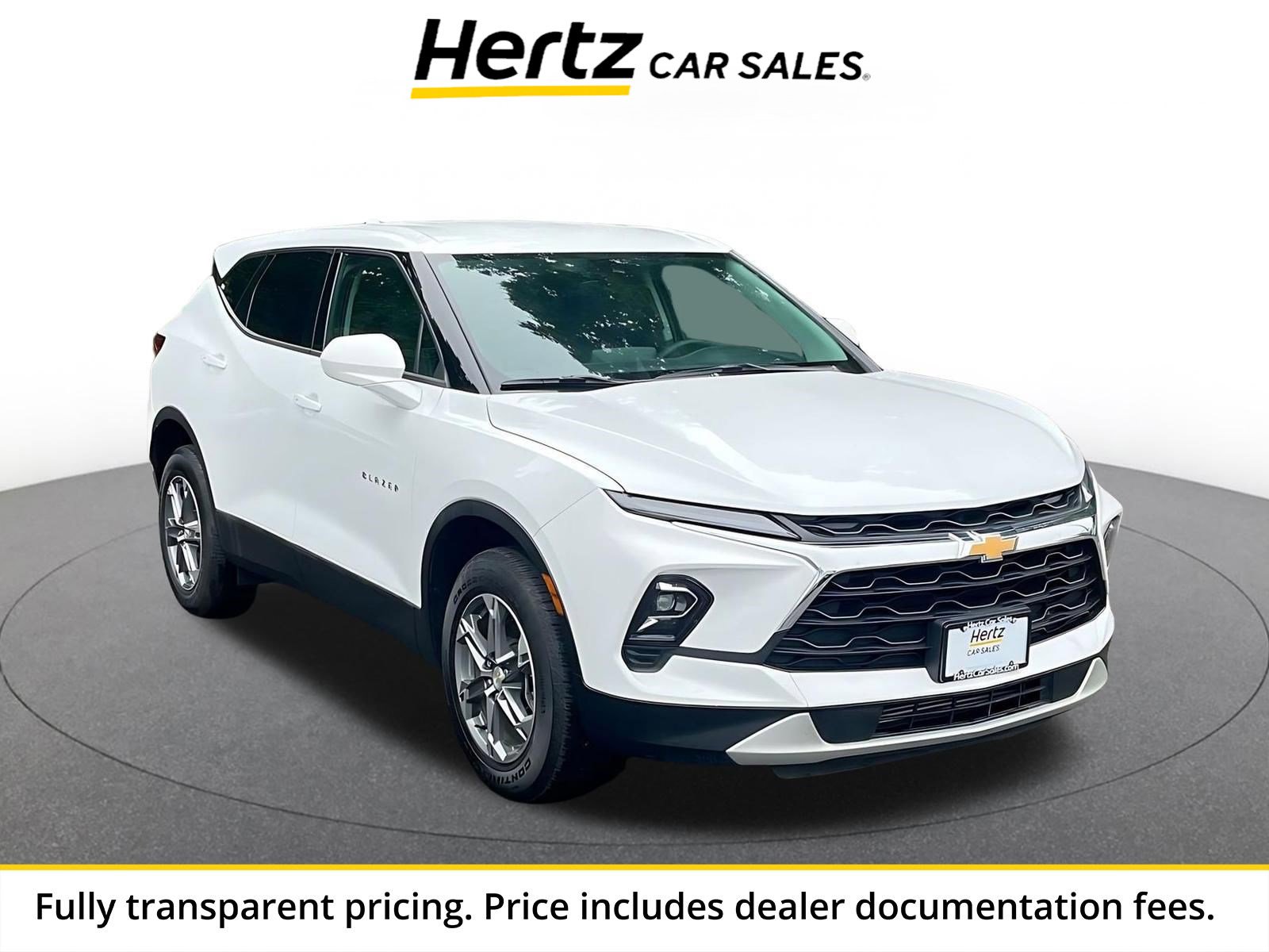 Used 2025 Chevrolet Blazer LT FWD image 1