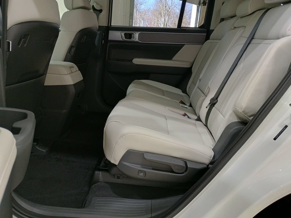 New 2026 Hyundai Santa Fe SEL AWD/4WD image 25