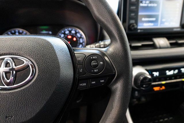 Used 2021 Toyota RAV4 XLE image 21