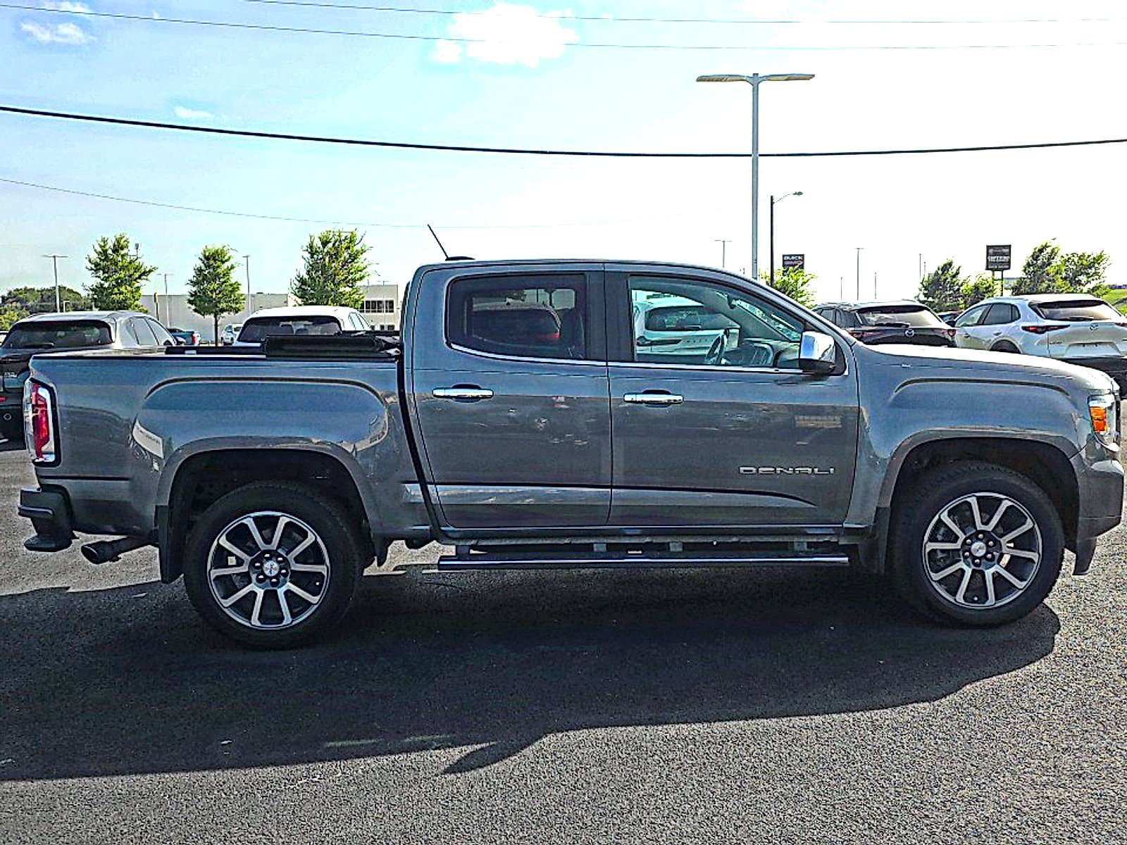 Used 2021 GMC Canyon Denali AWD/4WD image 5