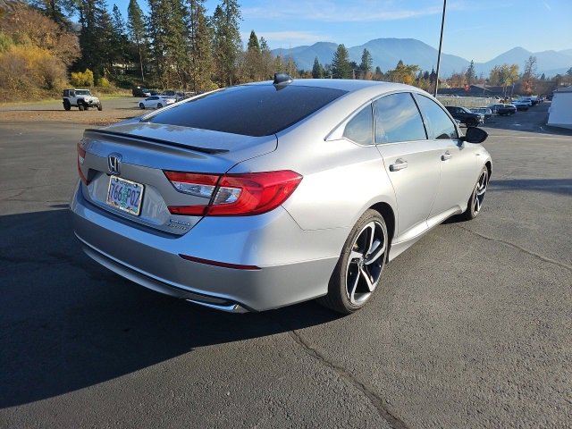 Used 2022 Honda Accord Sport image 3