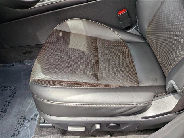 Certified 2026 MAZDA MAZDA3 2.5 S Hatchback w/ Premium Pkg FWD image 12