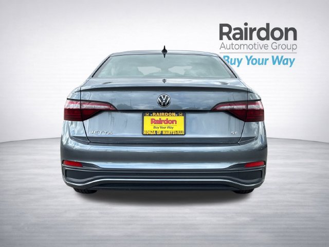 Used 2024 Volkswagen Jetta SE FWD image 6