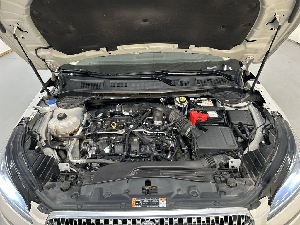 Used 2022 Lincoln Corsair Standard w/ Premium Package image 25