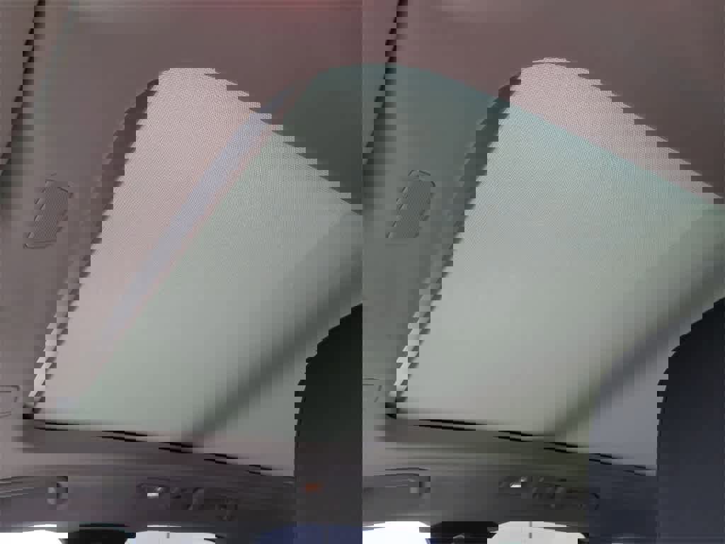 Certified 2026 Volvo XC60 B5 Plus w/ Protection Package Premier image 18