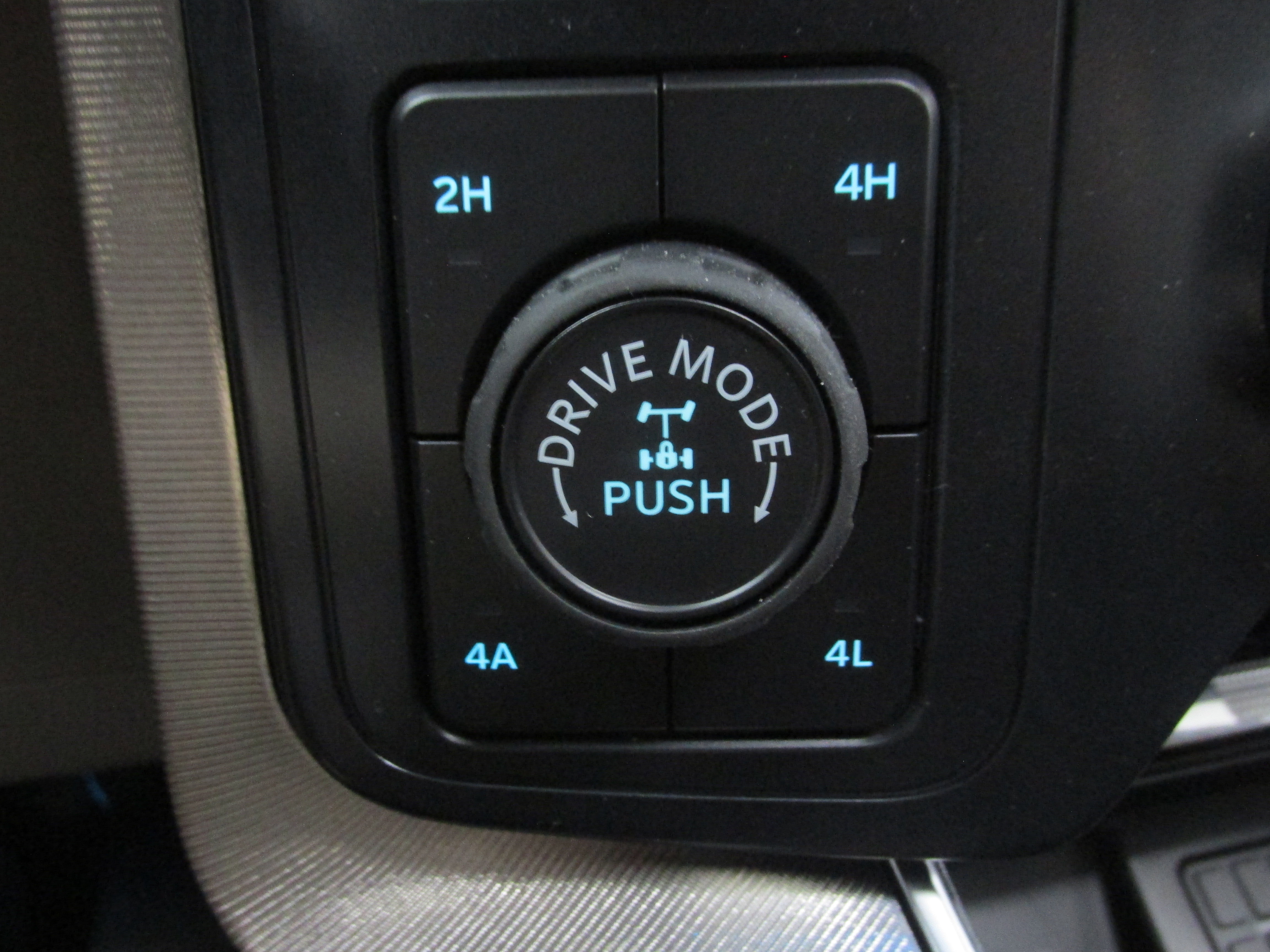 New 2025 Ford F150 Platinum image 44