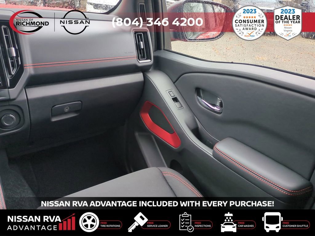 Used 2025 Nissan Frontier Pro-X image 18