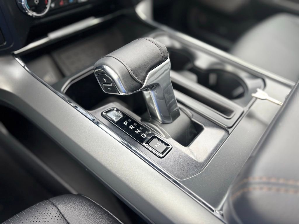 New 2025 Ford F150 Lariat w/ Equipment Group 502A High image 18