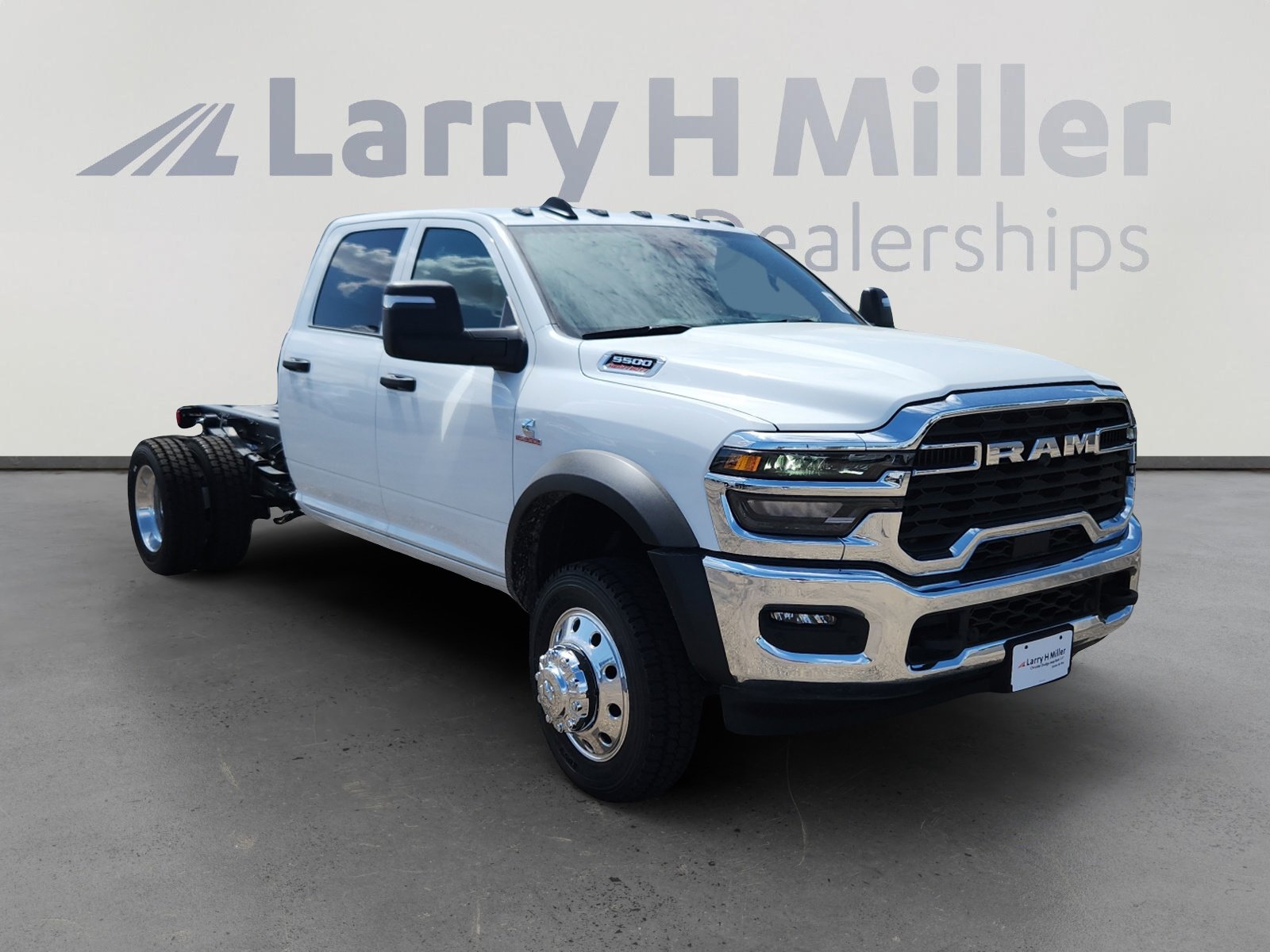 New 2025 RAM 5500 Tradesman image 8