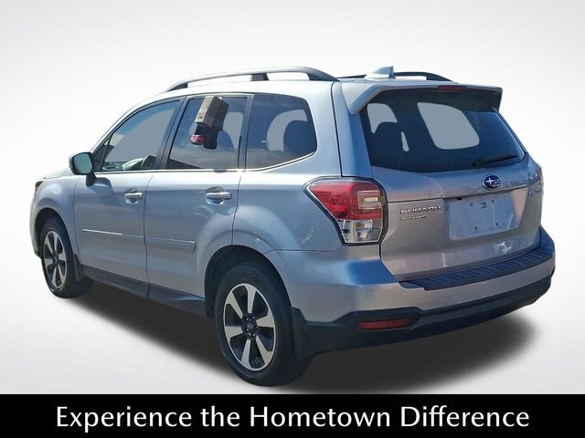 Used 2018 Subaru Forester 2.5i Premium AWD/4WD image 4
