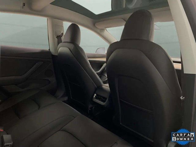 Used 2023 Tesla Model 3 Performance image 19