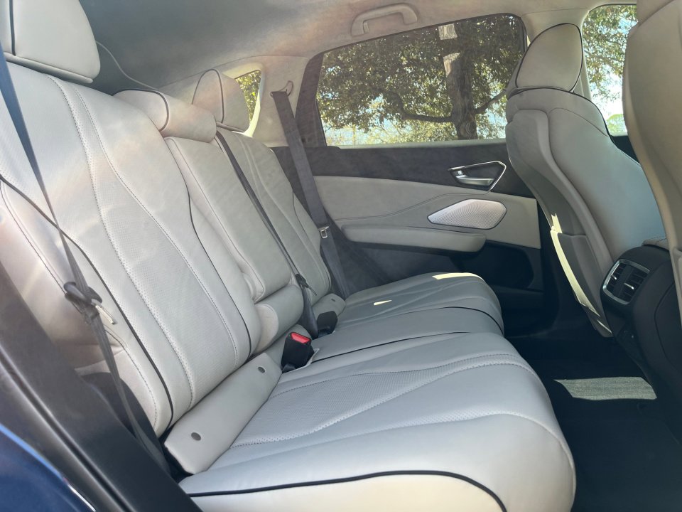 Certified 2026 Acura RDX w/Advance Package image 29