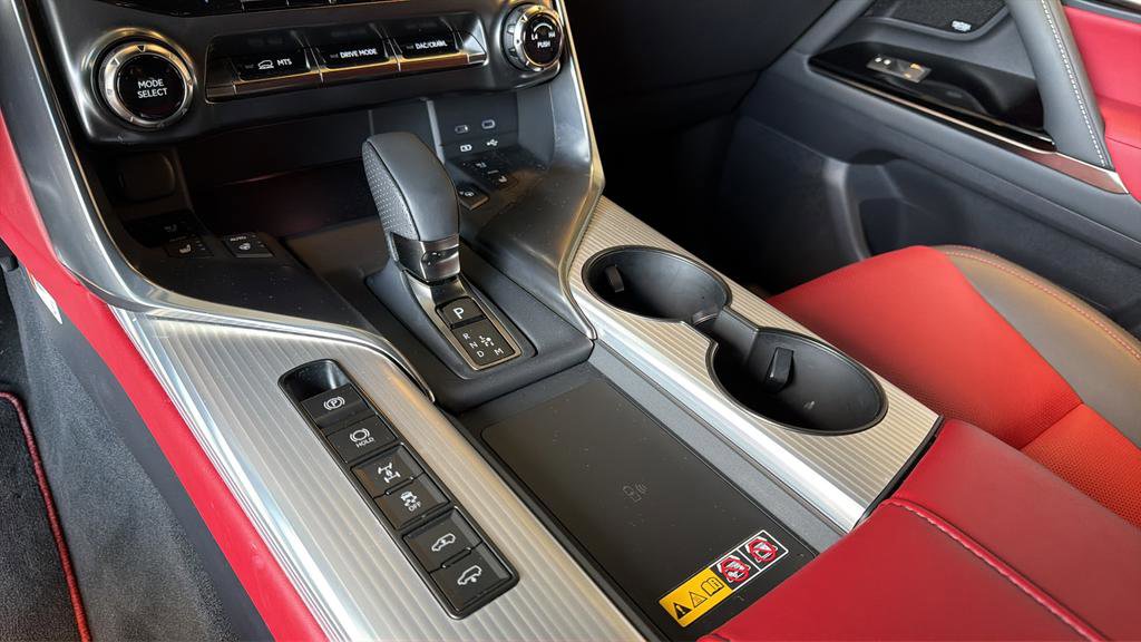 Used 2025 Lexus LX 700h F Sport w/ Accessory Package (Z1) image 28