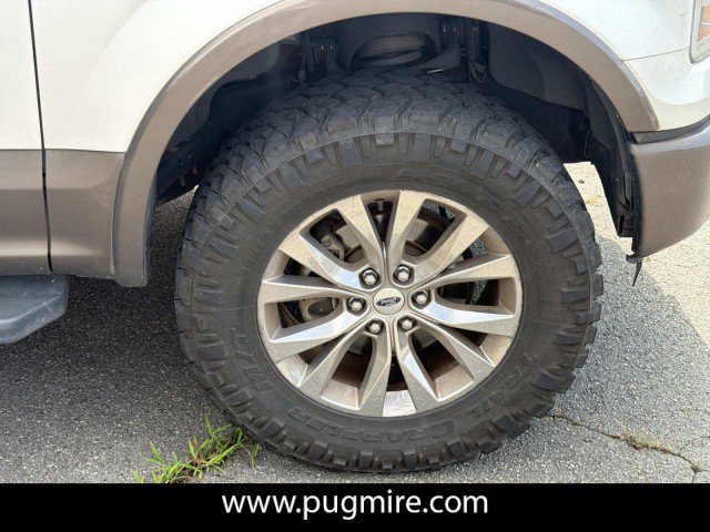 Used 2016 Ford F150 Lariat w/ Equipment Group 502A Luxury AWD/4WD image 9