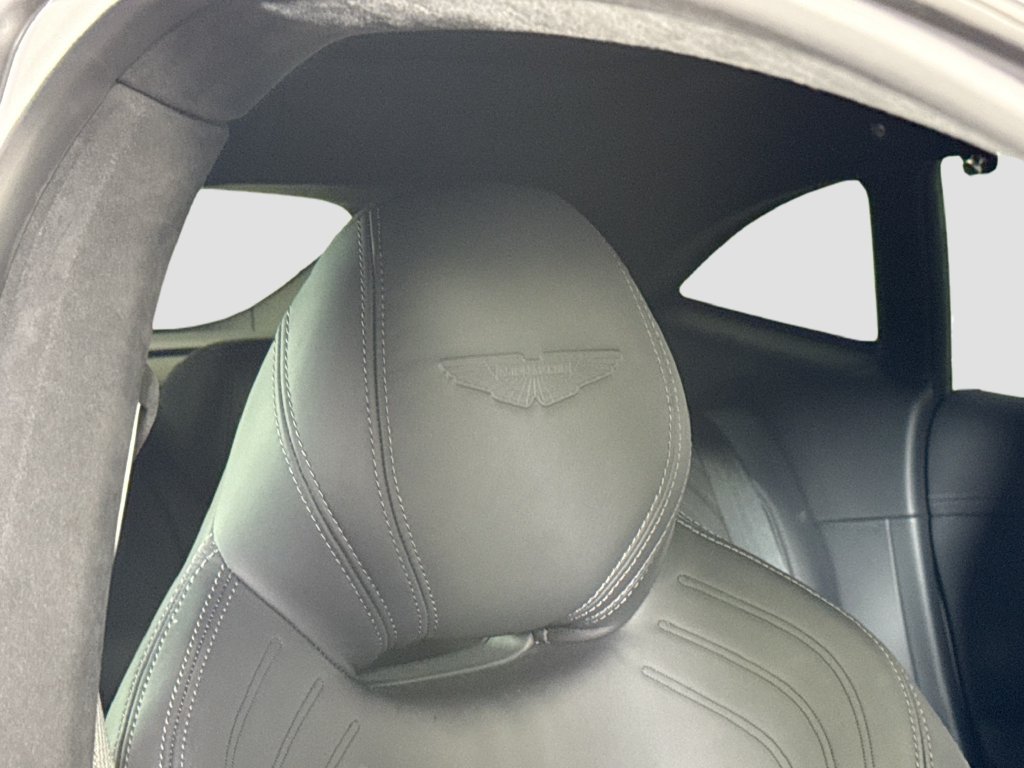 Used 2024 Aston Martin DBX AWD/4WD image 23