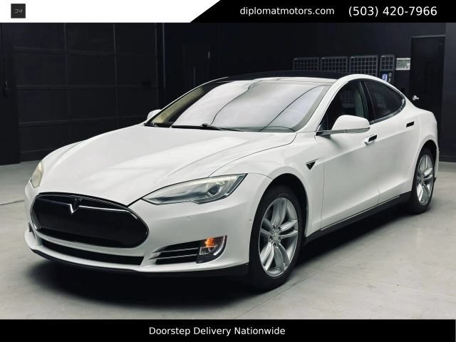 Used 2014 Tesla Model S 85 RWD image 1