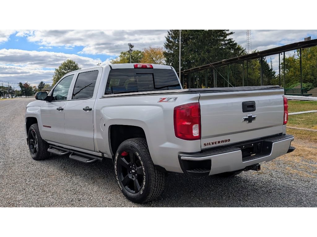 Used 2017 Chevrolet Silverado 1500 LTZ Z71 w/ Redline Edition image 5