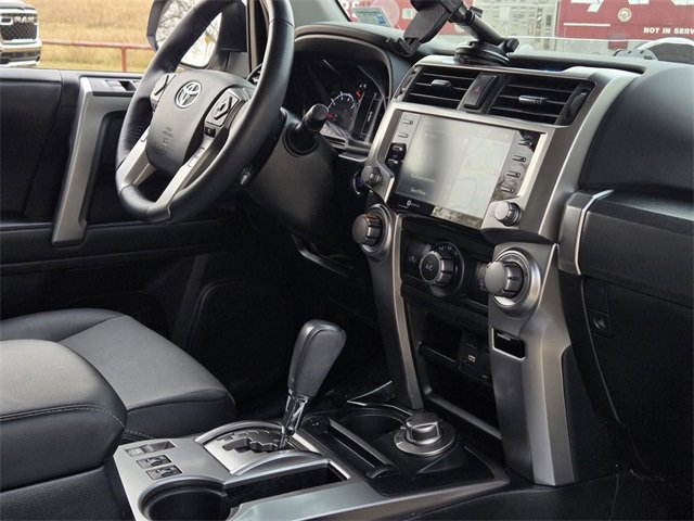 Used 2023 Toyota 4Runner SR5 Premium image 32